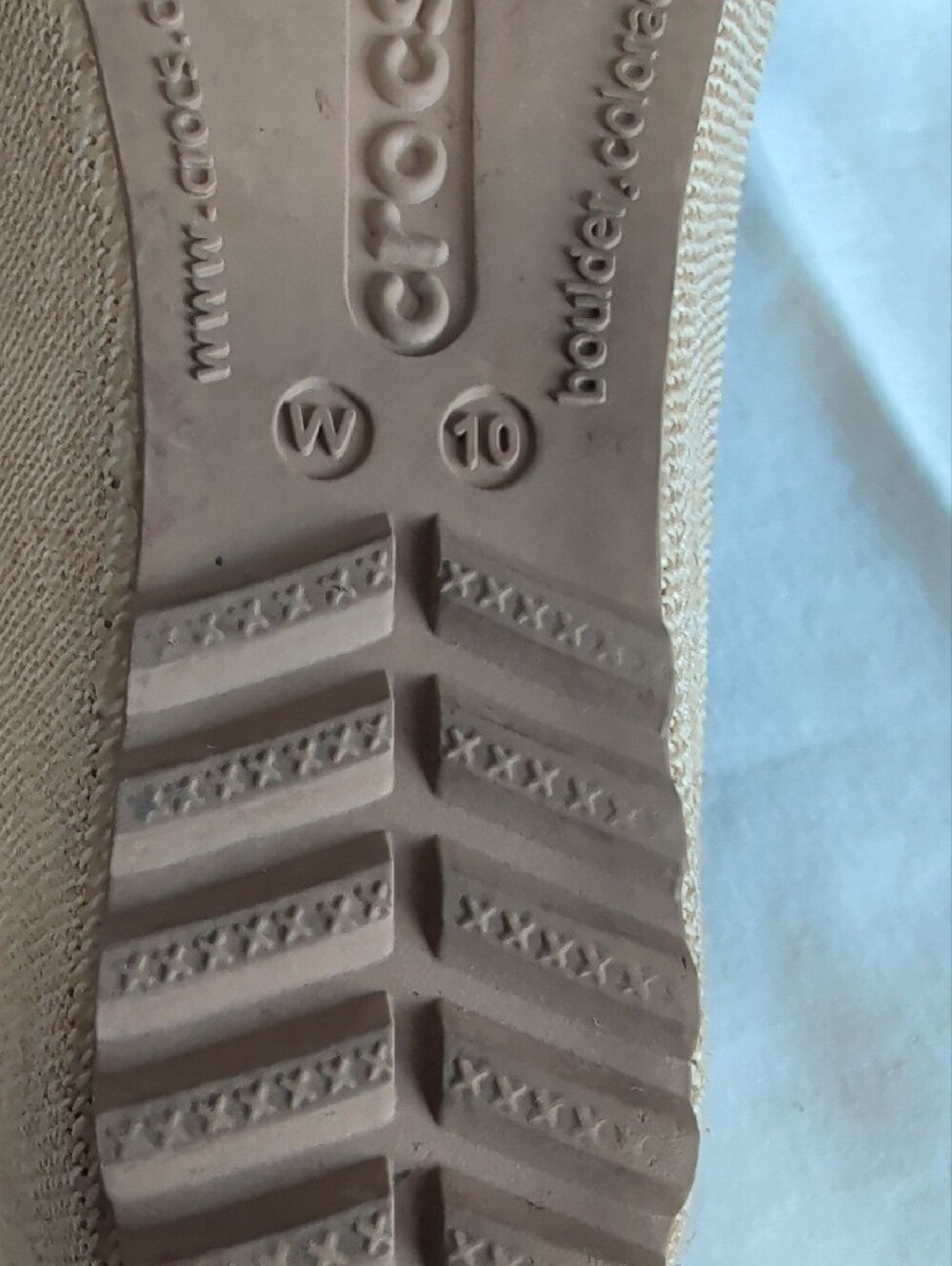 CROCS Black Leather Dual-Strap  Slide Sandals with Tan Wedge Resort Boho Wear - Picture 7 of 8